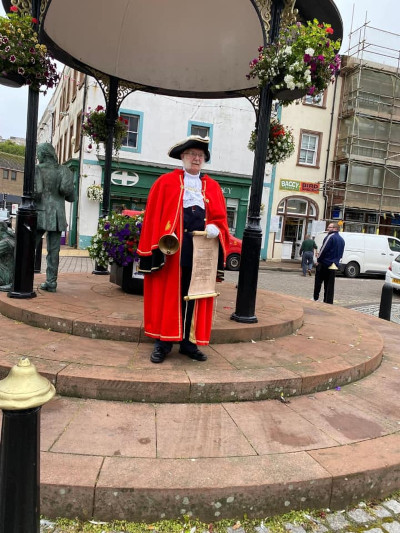 Snippets - Anthony Payne - Town Crier